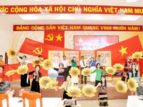 Đưa Nghị quyết vào đời sống qua “lăng kính” công nghệ tại phường Hoài Nhơn Bắc