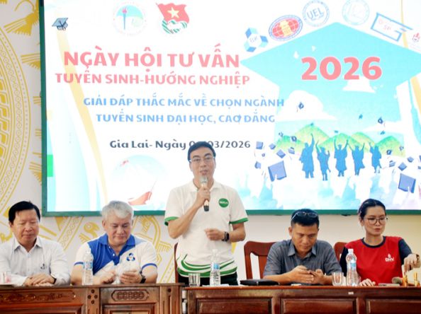 Chắp cánh ước mơ tương lai cho học sinh THPT Lý Tự Trọng